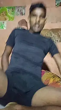 Snapshot of BiggerDickGuy chatting on 11-24-25, 02:17 BiggerDickGuy online show from 11-24-25, 02:17