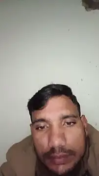 Snapshot of BiggerDickGuy chatting on 01-08-26, 02:25 BiggerDickGuy online show from 01-08-26, 02:25