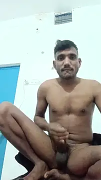 Snapshot of BiggerDickGuy chatting on 01-10-26, 05:37 BiggerDickGuy online show from 01-10-26, 05:37