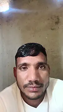 Snapshot of BiggerDickGuy chatting on 01-14-26, 07:58 BiggerDickGuy online show from 01-14-26, 07:58