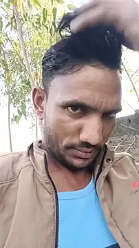 Snapshot of BiggerDickGuy chatting on 02-10-26, 11:03 BiggerDickGuy online show from 02-10-26, 11:03