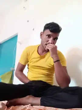 Snapshot of BiggerDickGuy chatting on 03-23-26, 10:19 BiggerDickGuy online show from 03-23-26, 10:19