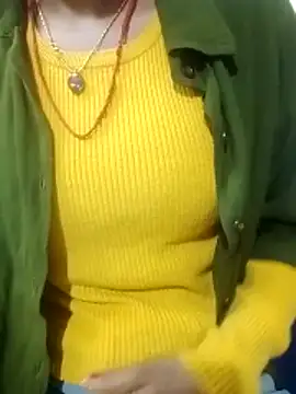 Mahi677 online show from 11-18-25, 03:34