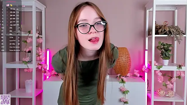 LittleCutieSandy online show from 10-22-25, 03:29