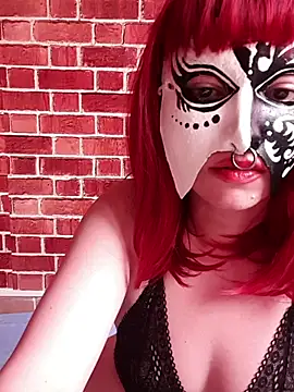 Snapshot of Heelite chatting on 12-02-25, 10:09 Heelite online show from 12-02-25, 10:09