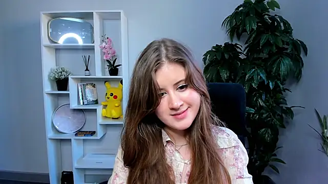 Snapshot of BabsAllen chatting on 10-07-25, 11:29 BabsAllen online show from 10-07-25, 11:29