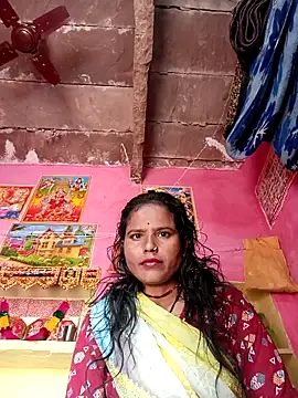 Snapshot of Cut_itri845 chatting on 11-03-25, 05:31 Cut itri845 online show from 11-03-25, 05:31