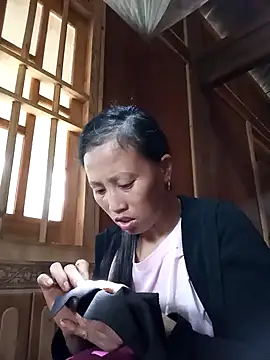 Snapshot of jerry-xx chatting on 11-11-25, 02:00 jerry-xx online show from 11-11-25, 02:00