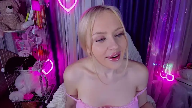 CeaneLino online show from 04-10-26, 05:28