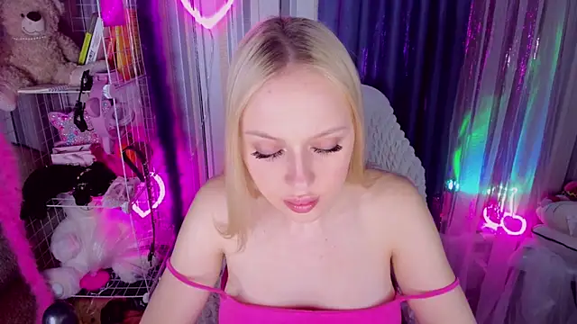 CeaneLino online show from 04-23-26, 04:53