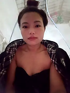 Rabbit-small online show from 10-23-25, 06:39