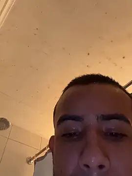 Snapshot of grinbergg chatting on 02-28-26, 02:23 grinbergg online show from 02-28-26, 02:23