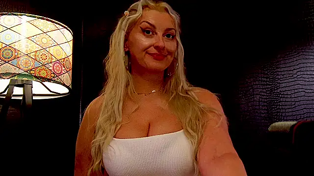 LeticiaReys online show from 01-17-26, 06:00