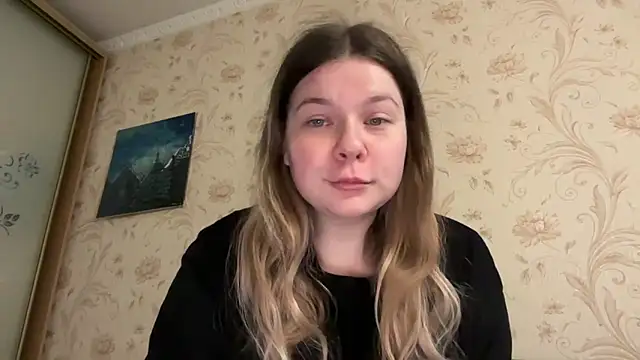 Crave Elise online show from 10-16-25, 02:07