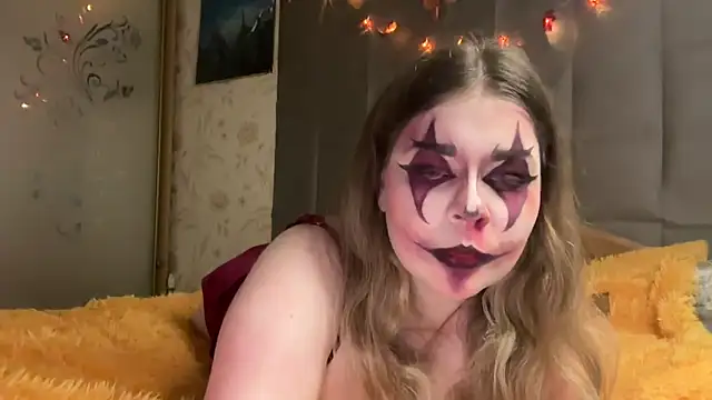 Crave Elise online show from 10-31-25, 09:49