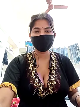 Hot radhaji online show from 02-20-26, 06:26