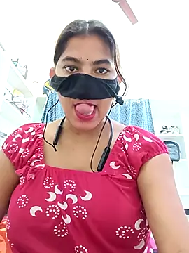 Hot radhaji online show from 03-15-26, 03:12