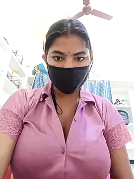 Hot radhaji online show from 03-16-26, 01:22