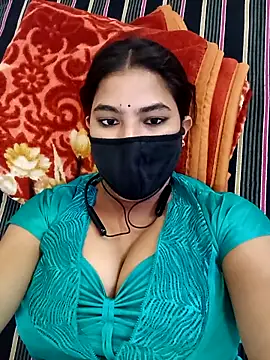 Hot radhaji online show from 04-05-26, 03:42
