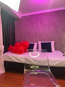 KarinaFlowers  online show from 02-25-26, 11:53