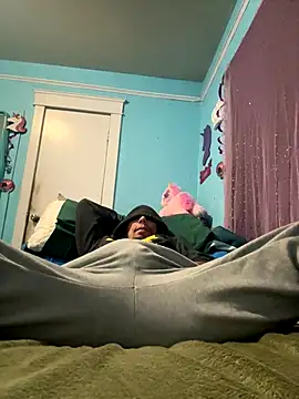 Snapshot of Steven-1989 chatting on 11-17-25, 09:15 Steven-1989 online show from 11-17-25, 09:15