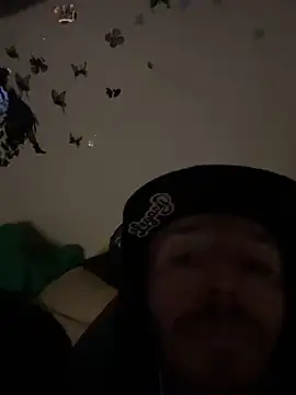 Snapshot of daddysway123 chatting on 10-09-25, 01:03 daddysway123 online show from 10-09-25, 01:03