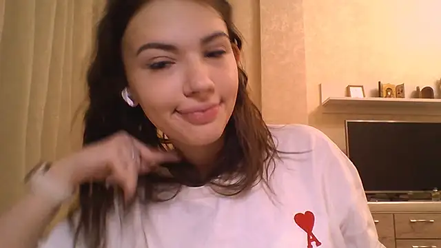 CeyaLier online show from 11-20-25, 05:34