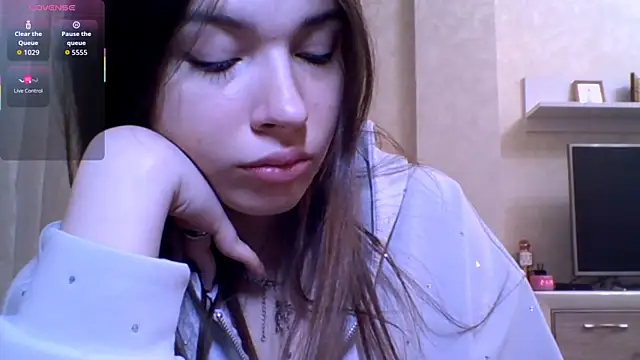 CeyaLier online show from 03-29-26, 06:19