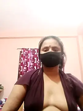 Snapshot of Megla879 chatting on 11-10-25, 05:12 Megla879 online show from 11-10-25, 05:12