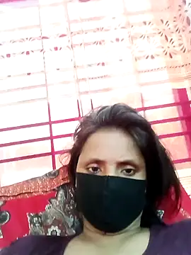 Snapshot of Megla879 chatting on 11-16-25, 05:46 Megla879 online show from 11-16-25, 05:46