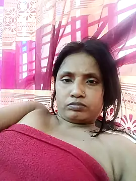 Snapshot of Megla879 chatting on 11-28-25, 07:22 Megla879 online show from 11-28-25, 07:22