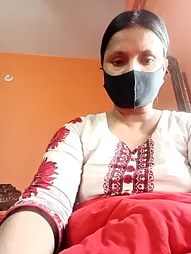 Snapshot of Megla879 chatting on 12-03-25, 06:10 Megla879 online show from 12-03-25, 06:10