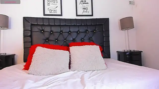 Snapshot of sheryl0720 chatting on 10-14-25, 06:09 sheryl0720 online show from 10-14-25, 06:09