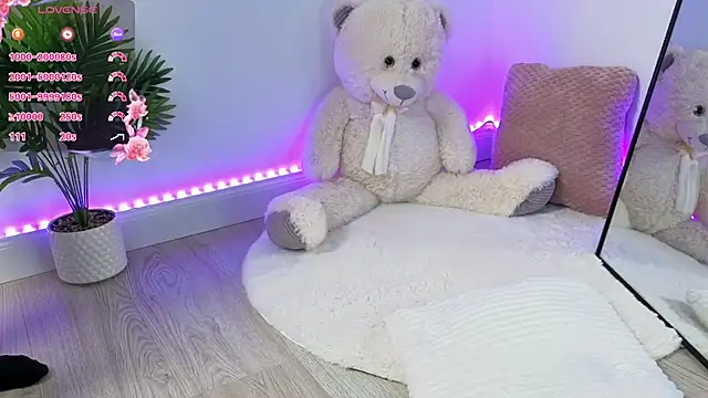 Snapshot of Alexaaa01_ chatting on 10-14-25, 11:55 Alexaaa01 online show from 10-14-25, 11:55