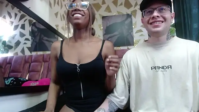 Snapshot of ashanti-and-alejo chatting on 10-21-25, 12:17 ashanti-and-alejo online show from 10-21-25, 12:17