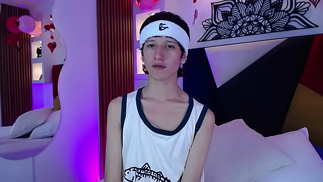 Emo Boy  online show from 02-12-26, 08:15