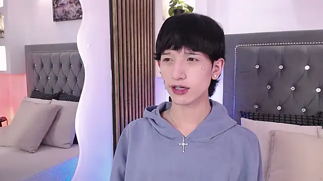 Emo Boy  online show from 06-07-26, 08:23
