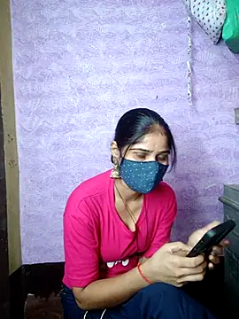 Snapshot of Village_girl99 chatting on 10-14-25, 04:30 Village girl99 online show from 10-14-25, 04:30