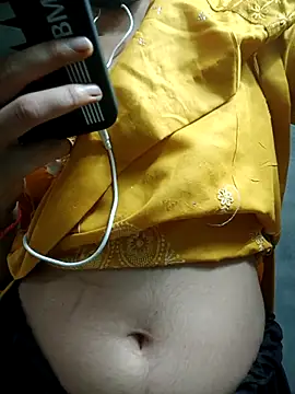 Snapshot of Village_girl99 chatting on 10-26-25, 07:47 Village girl99 online show from 10-26-25, 07:47