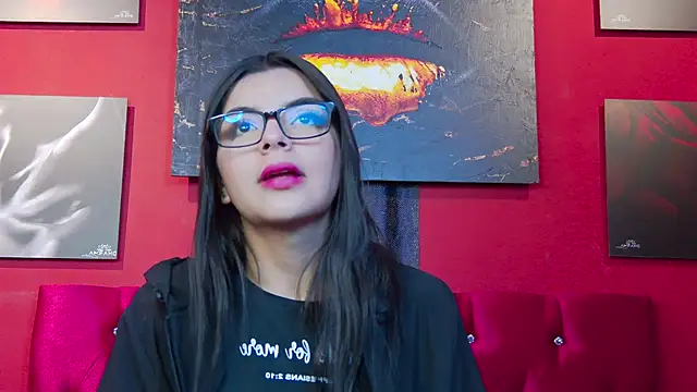 Snapshot of Aranzza_Ross chatting on 11-27-25, 12:18 Aranzza Ross online show from 11-27-25, 12:18