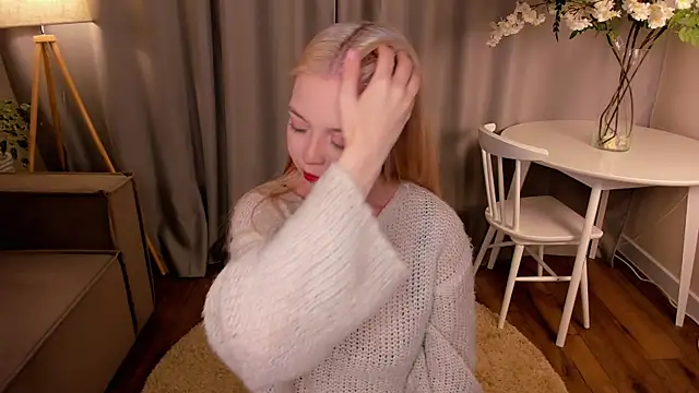 Snapshot of TinaStevenson chatting on 11-03-25, 09:38 TinaStevenson online show from 11-03-25, 09:38