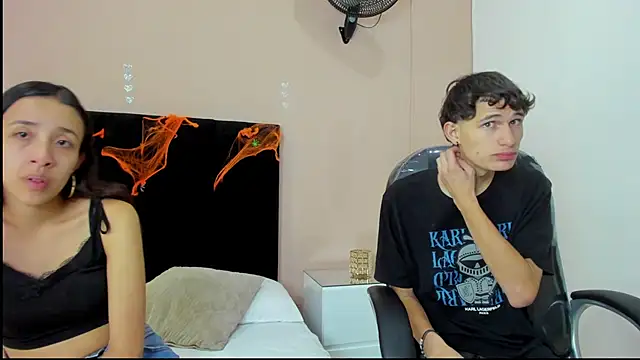 Taylor and exidt online show from 10-21-25, 01:01