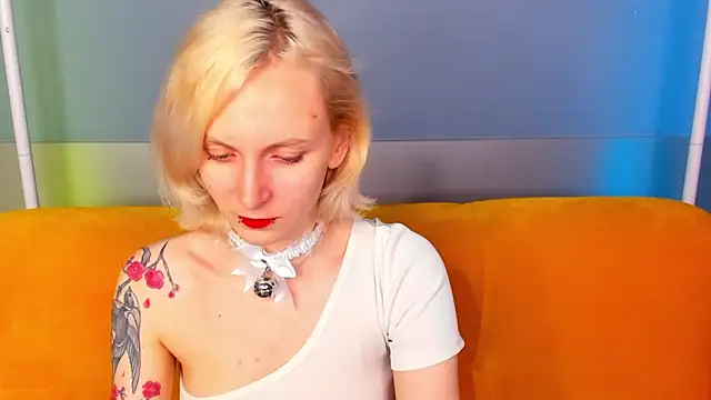 LikiLips online show from 02-05-26, 12:59