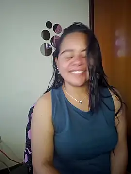 Snapshot of Miss__kendra_ chatting on 10-19-25, 06:52 Miss kendra online show from 10-19-25, 06:52