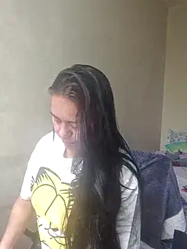 Snapshot of Miss__kendra_ chatting on 11-22-25, 03:55 Miss kendra online show from 11-22-25, 03:55