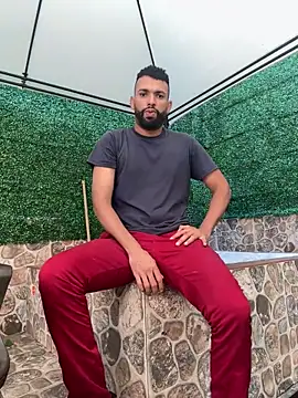 onlymen2025 online show from 10-15-25, 07:47