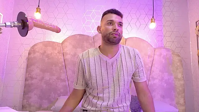 onlymen2025 online show from 10-17-25, 07:49