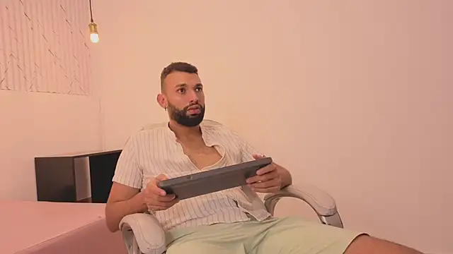 onlymen2025 online show from 11-20-25, 07:35