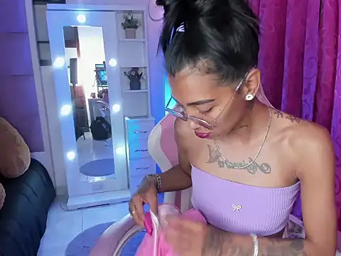 KarlaSlutSkinny   online show from 04-18-26, 07:40