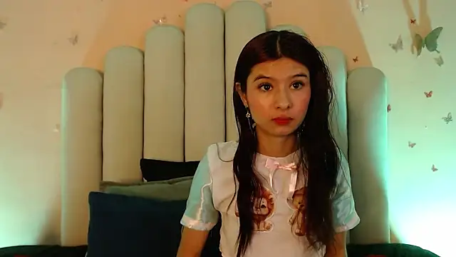 SweetRenata  online show from 10-18-25, 11:33